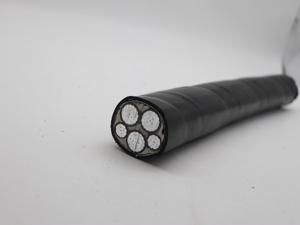 YJLV22-1KV 3X150+2X70<i style='color:red'>鋁芯電纜</i>線價(jià)格多少錢？